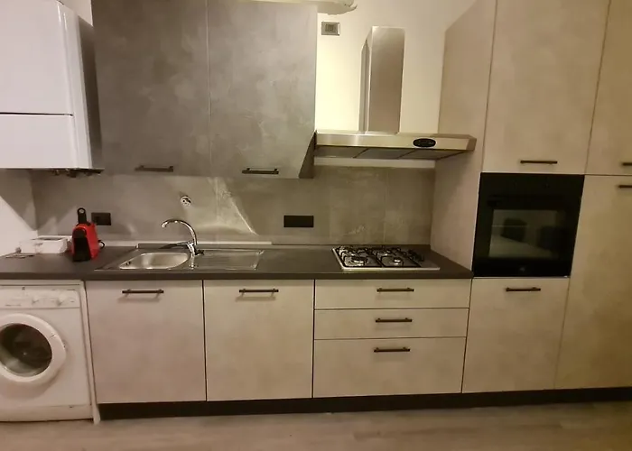 Magenta 5 Apartment